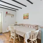 Bed & Breakfast Ash House