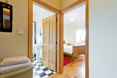 Bed & Breakfast Ash House