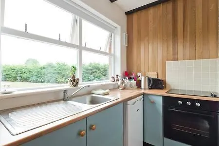 Ash House 3*