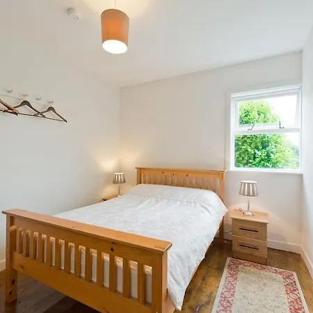 Ash House Bed & Breakfast