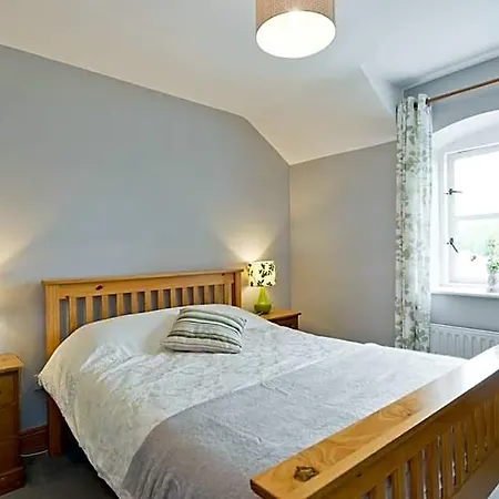 Ash House Bed & Breakfast 3*