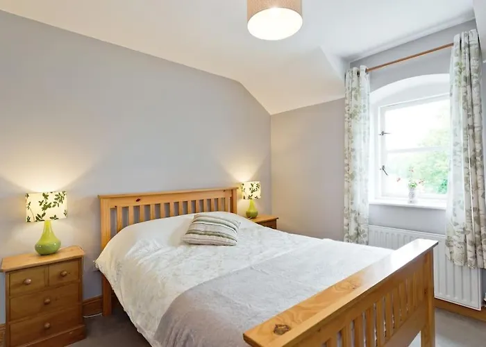 Ash House Nocleg ze śniadaniem 3*