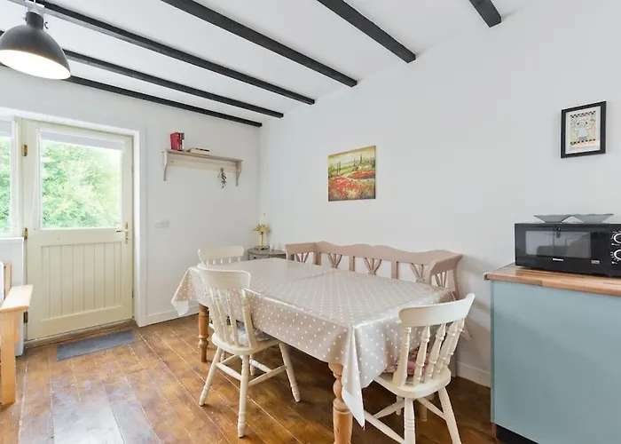 Couette-café Ash House 3*