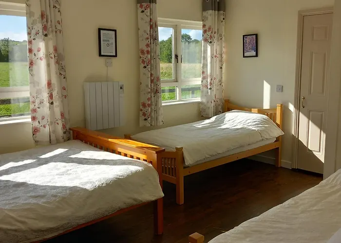 Ash House 3*